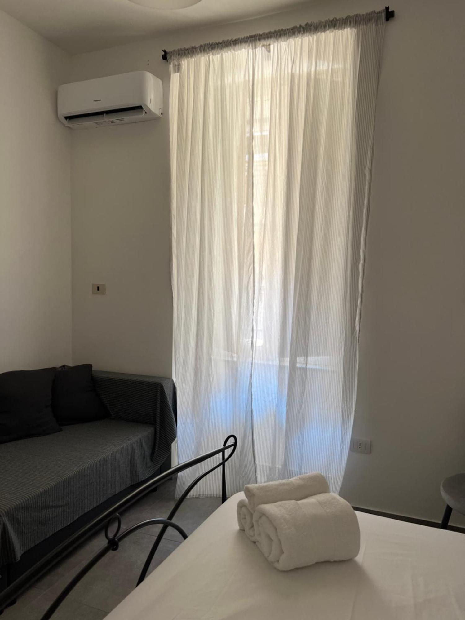 Casa Manfredi Bed & Breakfast Naples Exterior photo